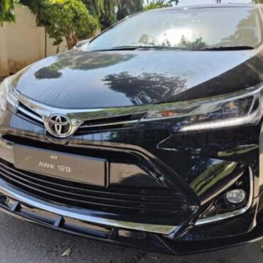 Universal Glossy Black Front Splitter 4Pcs