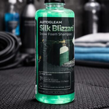 AutoGleam Silk Blizzard — pH Balanced Snow Foam Shampoo